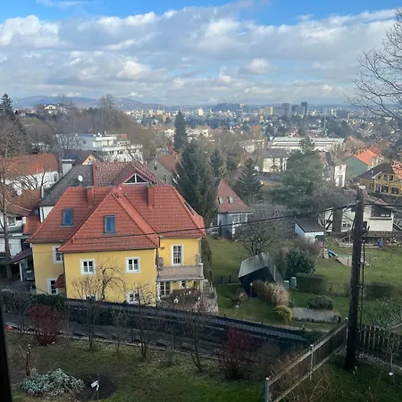 Apartment With Stunning View Graz